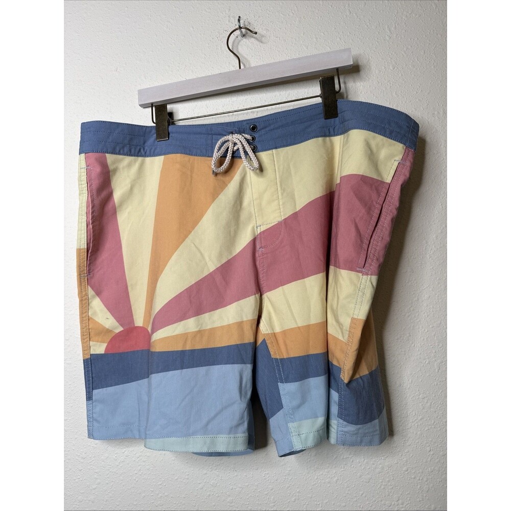 Faherty Soleil Sun and Wave 7" Board Shorts Swim Suit Mens 40